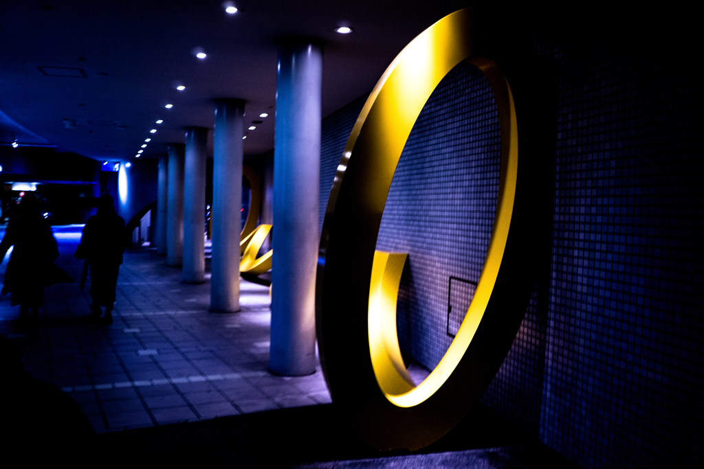 リッツカールトン地下前