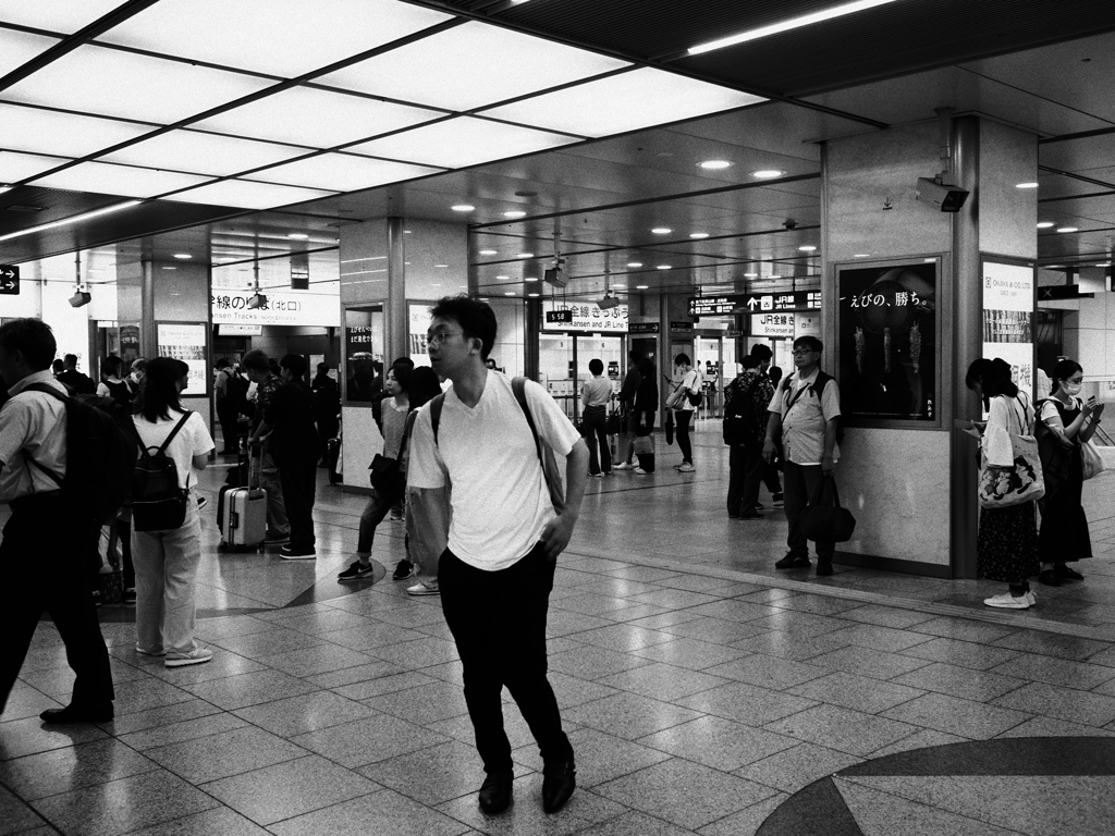 駅の雑踏