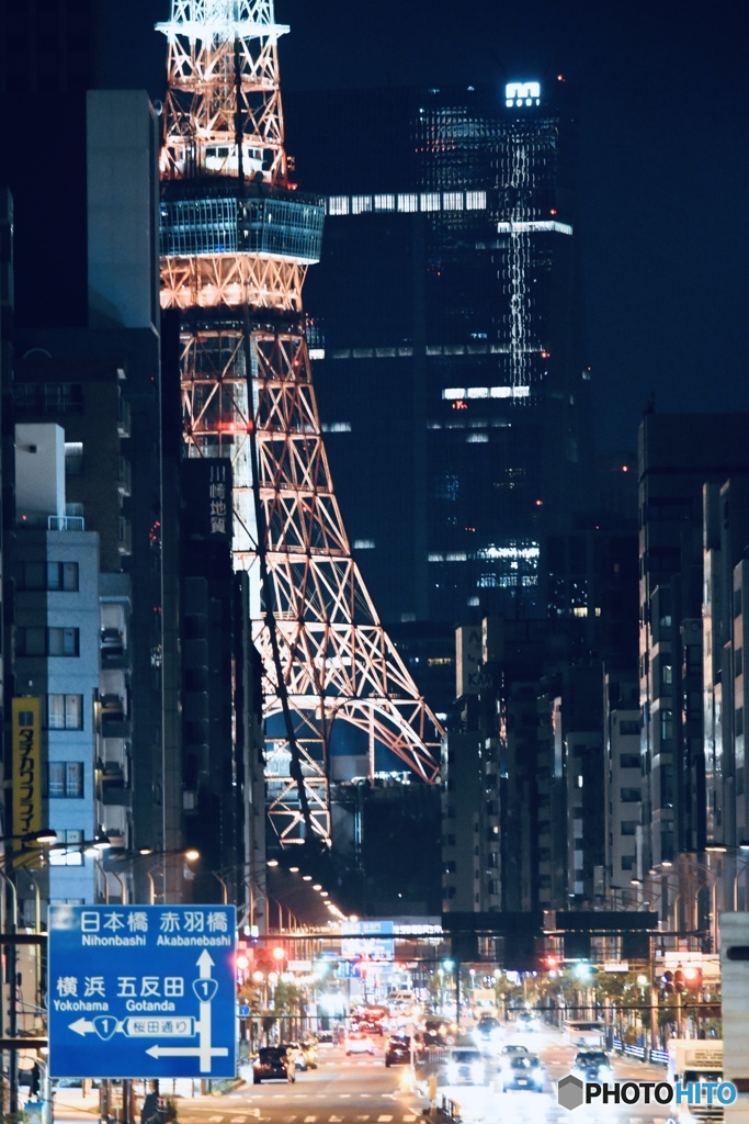 人のマネから