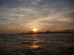 夕暮れの海