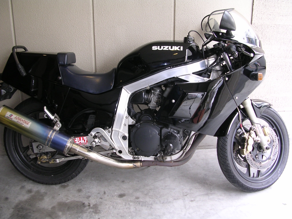 GIXXER