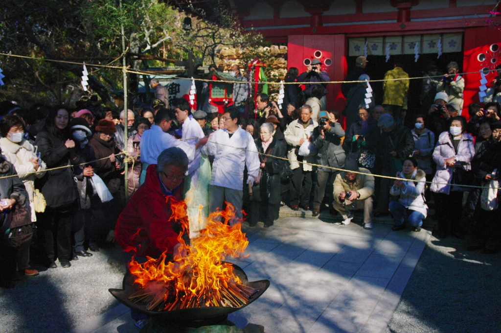 筆供養(荏柄天神：えがらてんじん）