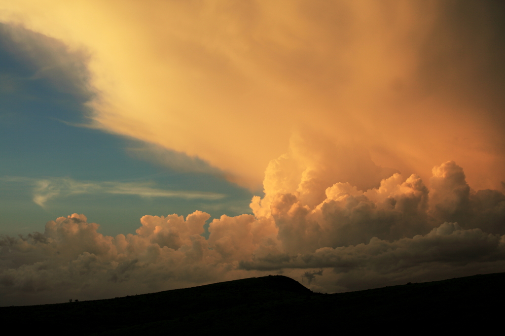 夕映え雲