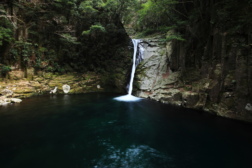 赤目五瀑 布曳滝