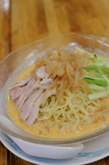 祐天寺来々軒の棒棒鶏冷麺