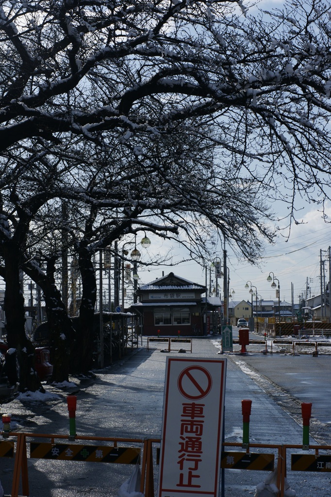 今は亡き駅舎最後の冬