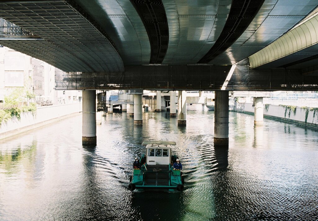 日本橋川