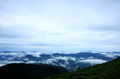 霧たつ雄峰