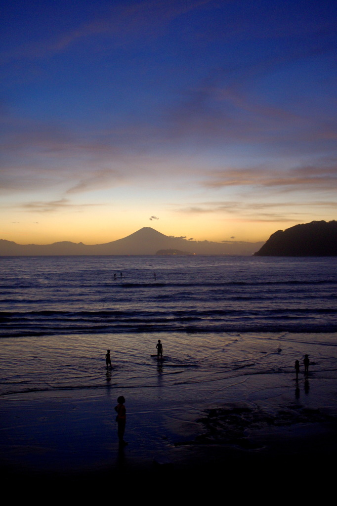 影絵小屋・逗子海岸