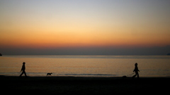 影絵小屋・逗子海岸