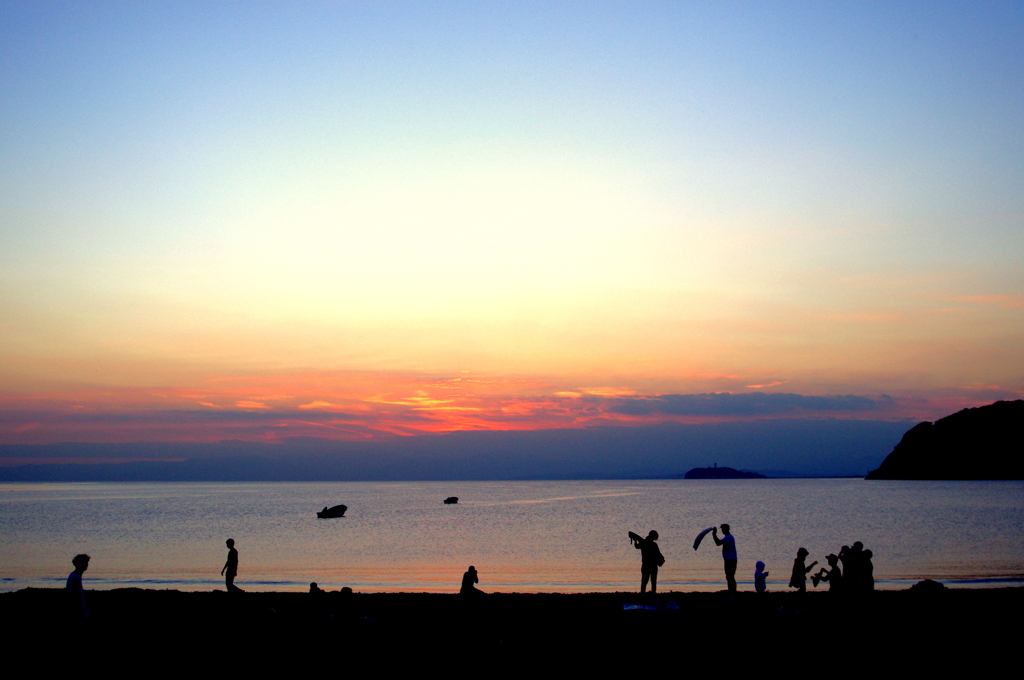 影絵小屋・逗子海岸