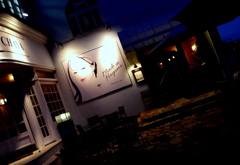 誘われているような・・・