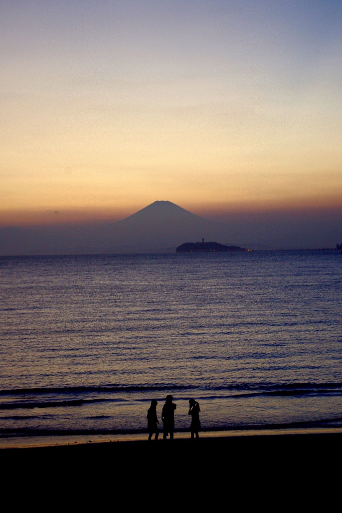 影絵小屋・逗子海岸（秋の夕焼け２）
