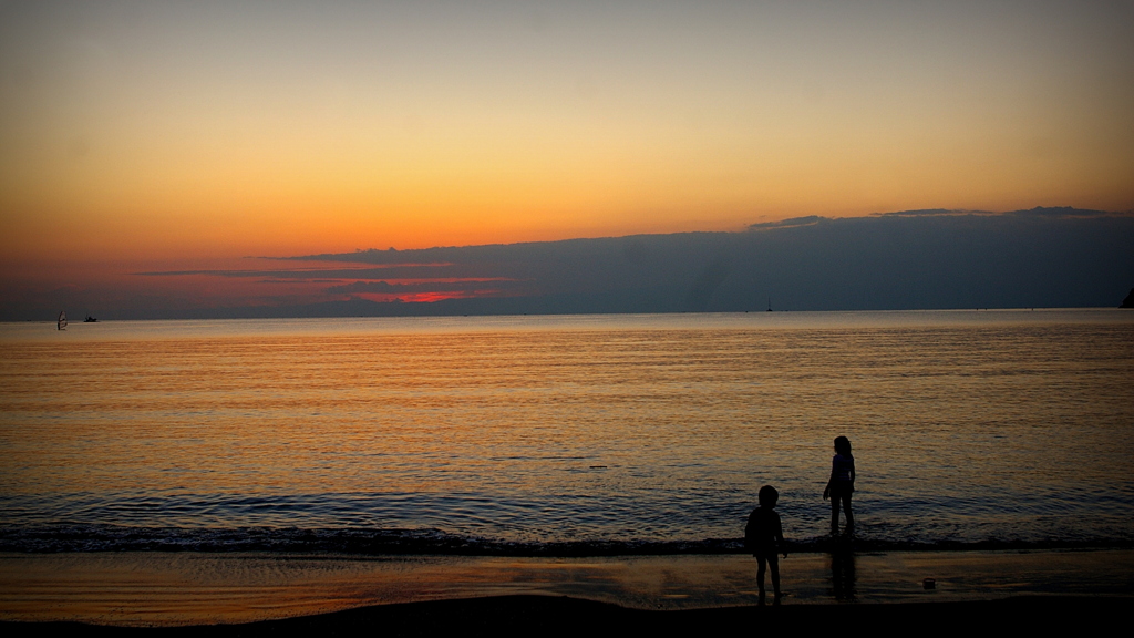 影絵小屋・逗子海岸