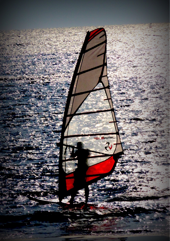 影絵小屋・逗子海岸