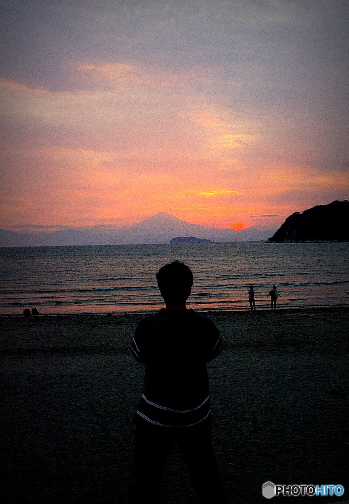 影絵小屋・逗子海岸（瑞の魁さん）