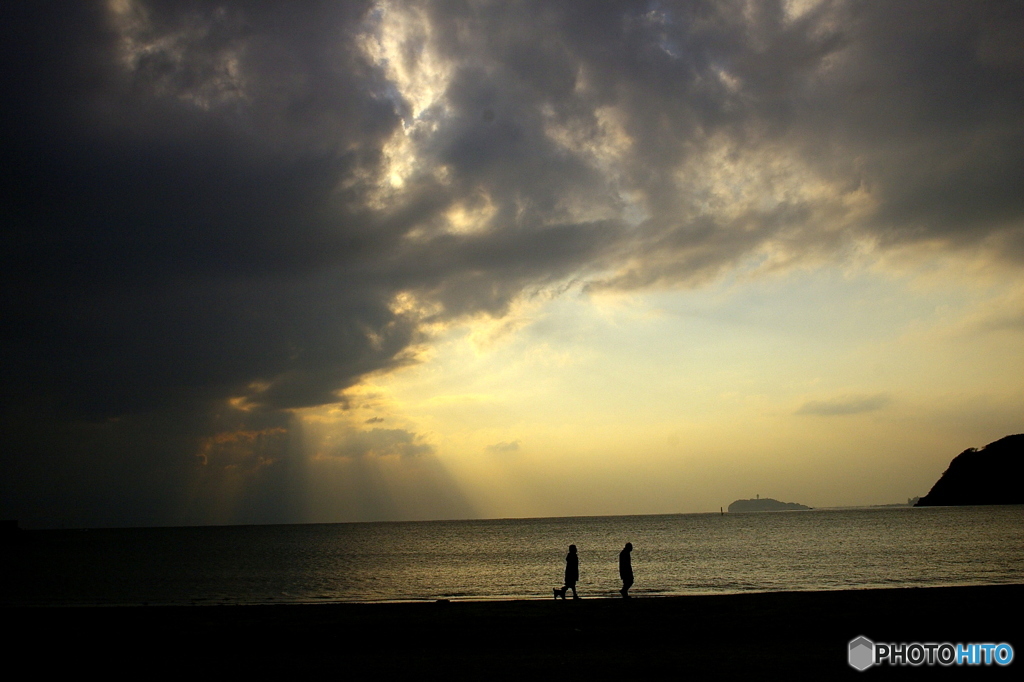 影絵小屋・逗子海岸