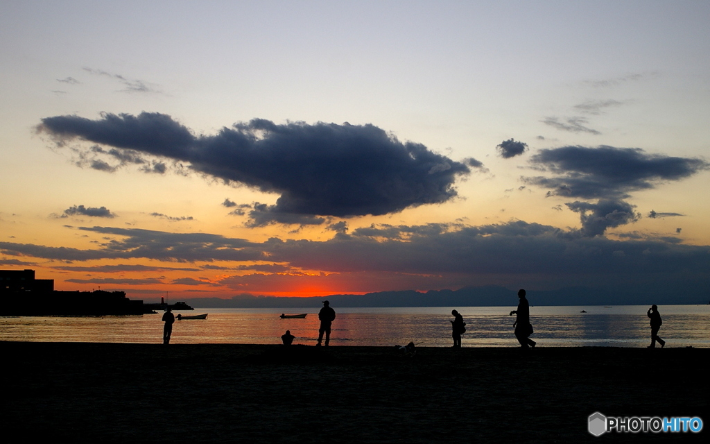 影絵小屋・逗子海岸