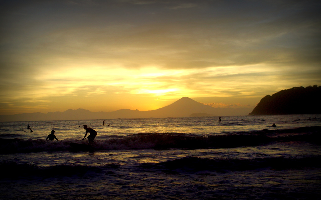 影絵小屋・逗子海岸