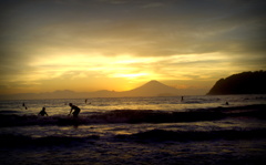 影絵小屋・逗子海岸