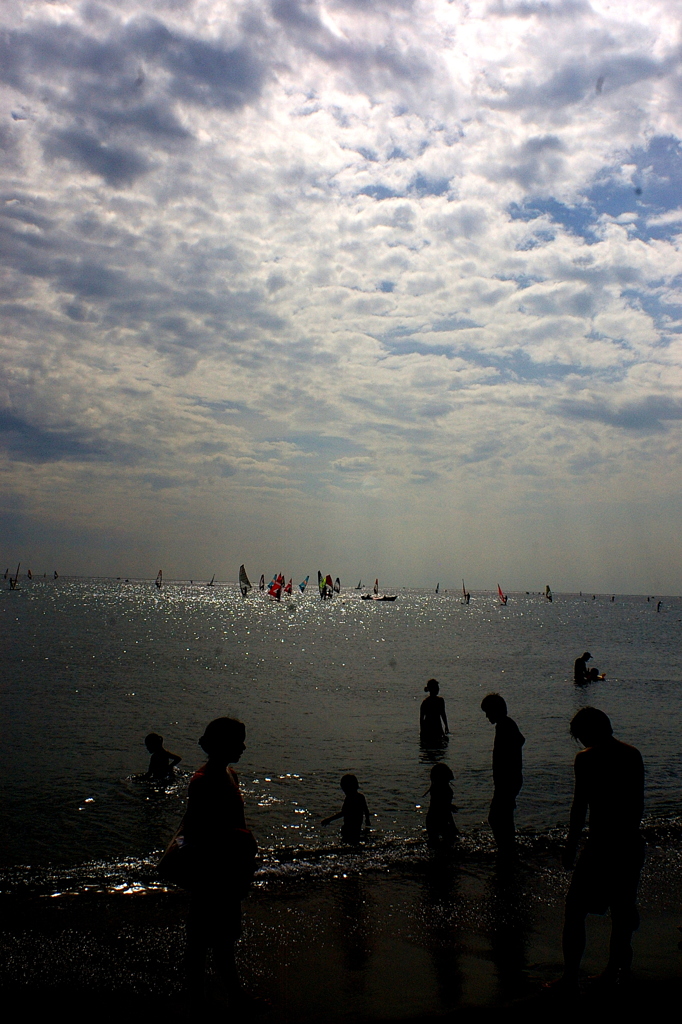 影絵小屋・逗子海岸