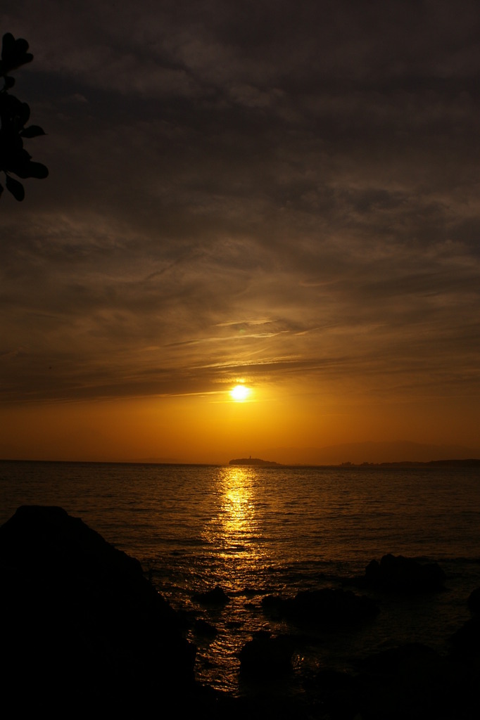 夕照・森戸海岸