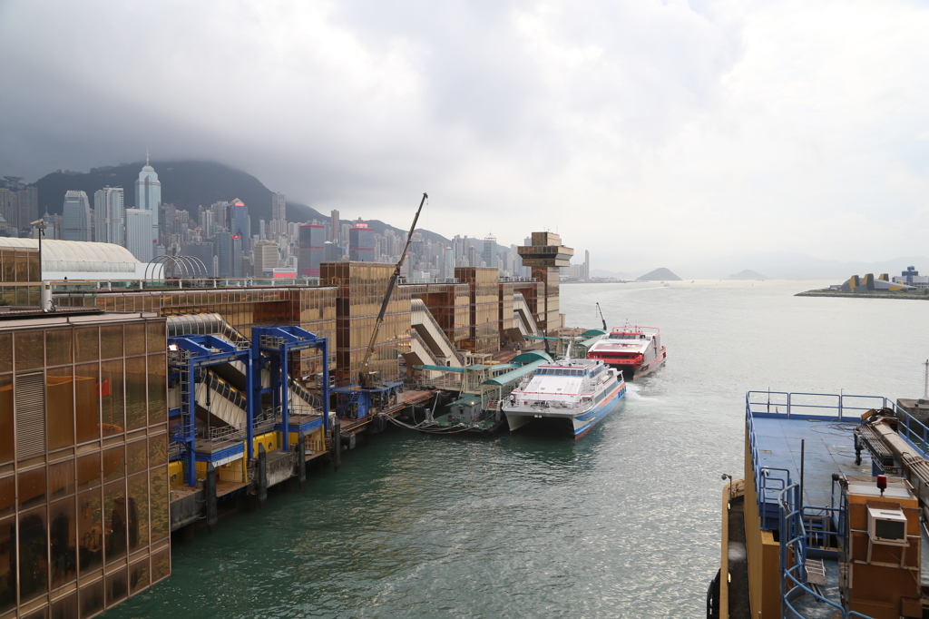 香港