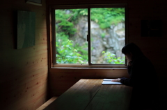 雨の日の山小屋