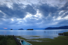 雲空の湖北