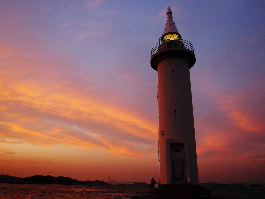 今治港夕景