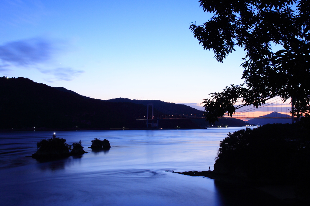 鶏小島の夜明け