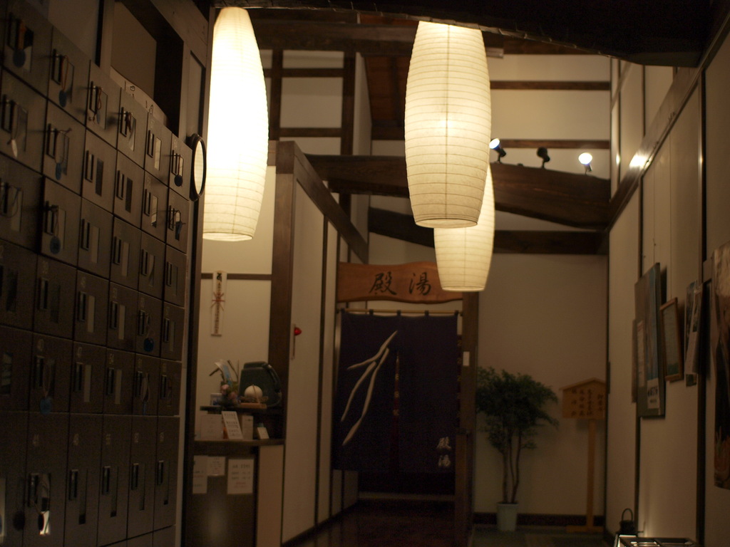 温泉玄関。