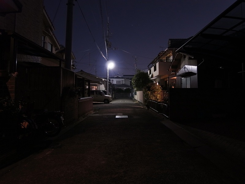 玄関先の夕景２
