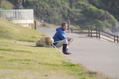 老人と犬