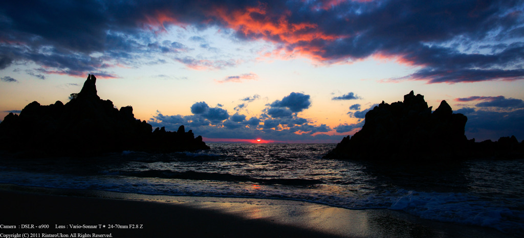 -　赤き夕暮れの浜辺に　-