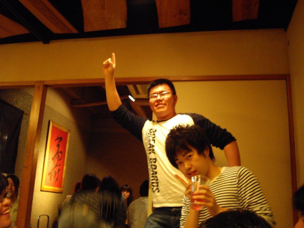 20100523124217eee