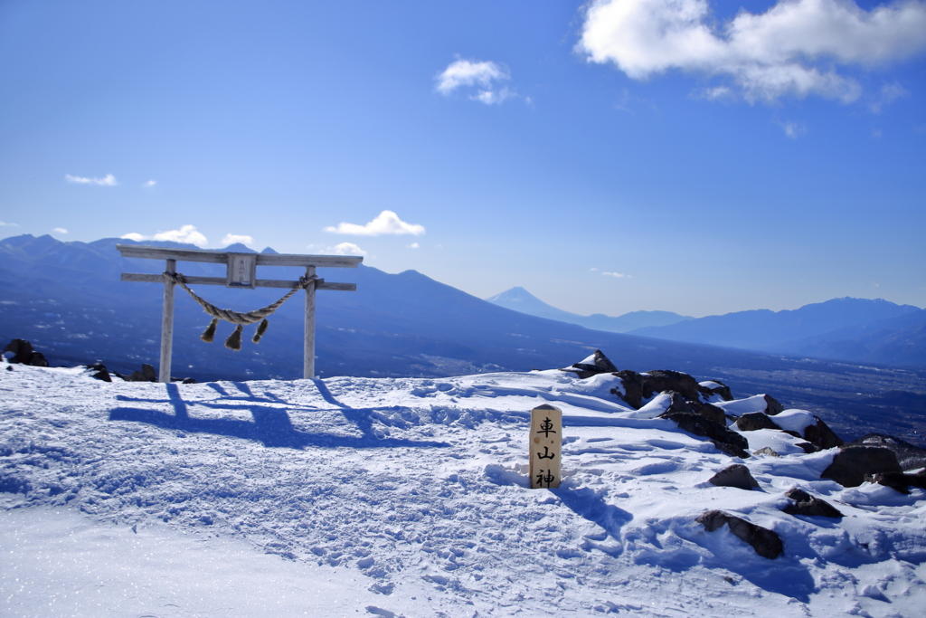 ここも今年は雪が多い