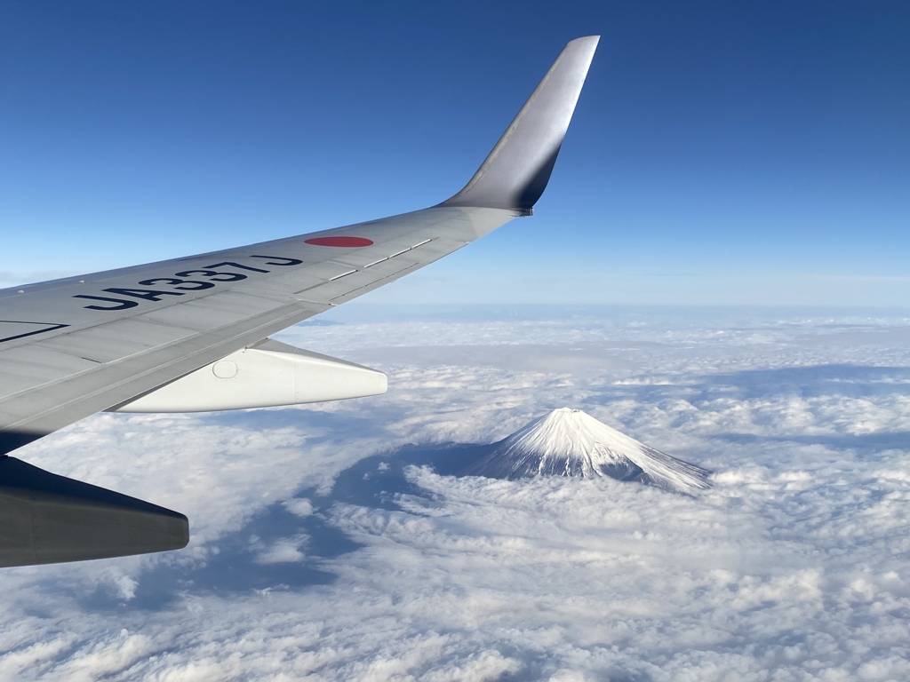 富士山と翼