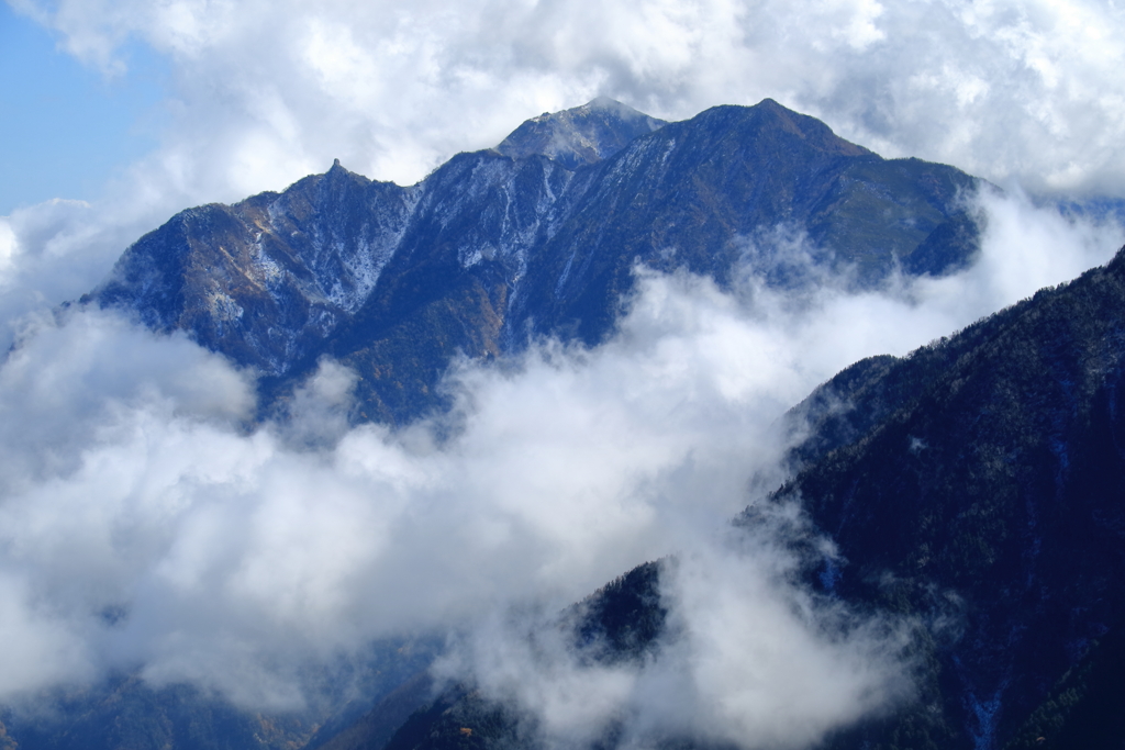 雲を纏った鳳凰