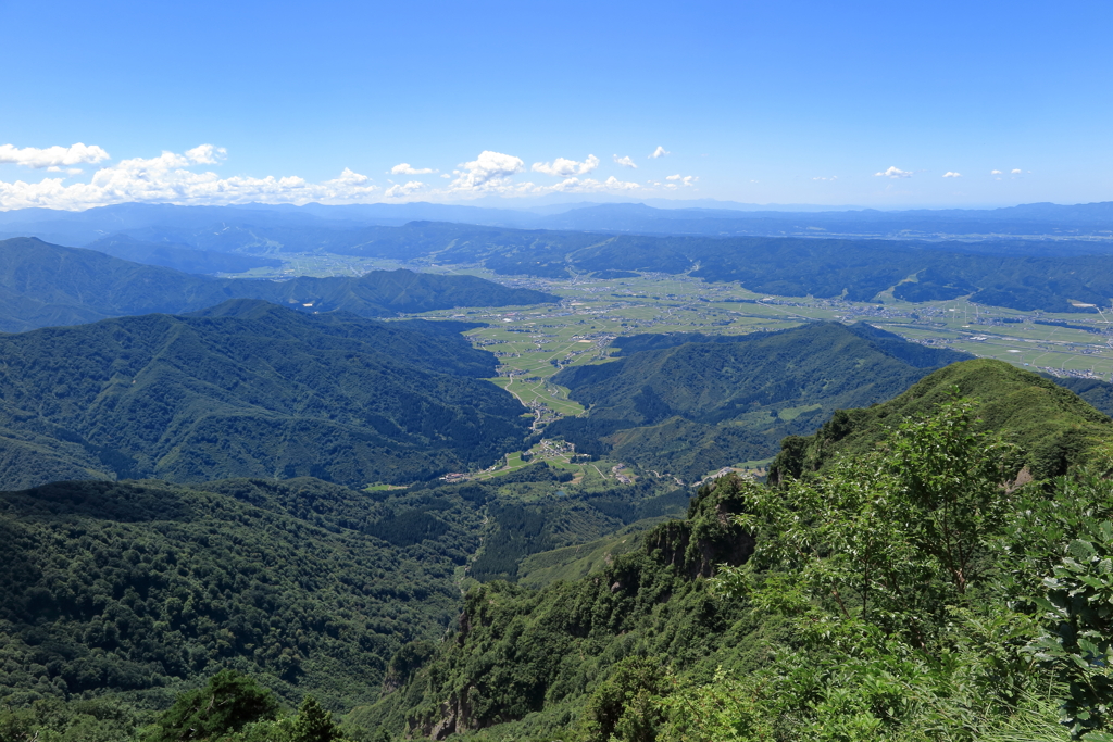 米どころの山から