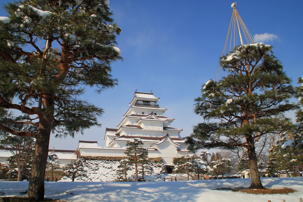雪の鶴ヶ城