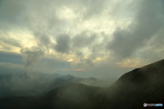 湧き立つ雲