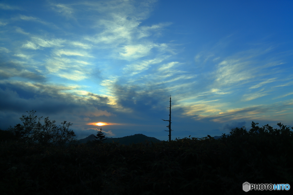 山の夕暮れ