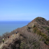 海を見ながら歩く山