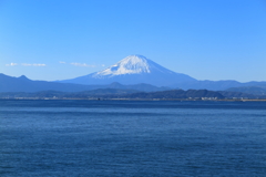 海と富士山