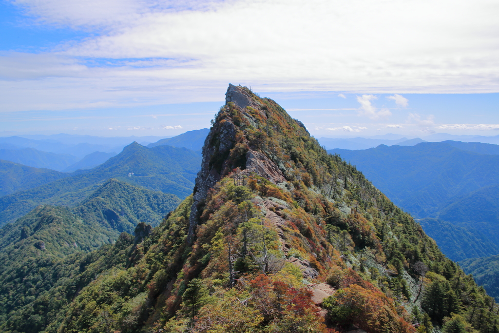 西日本最高峰の頂き