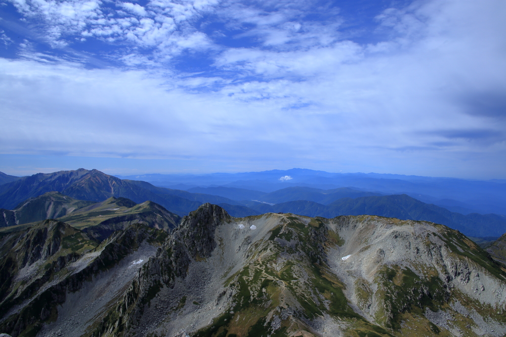 向こうは白山