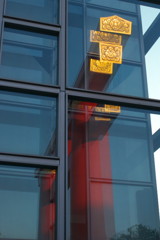 201005020421s[1]