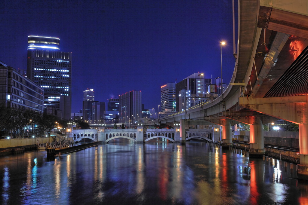 大阪の夜