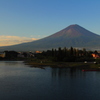 早朝の富士山